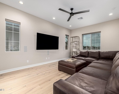 2131 E Nolan Place - Photo Thumbnail 31