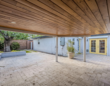 331 W Edgemont Avenue - Photo Thumbnail 47