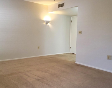 18019 N 132nd Avenue - Photo Thumbnail 22