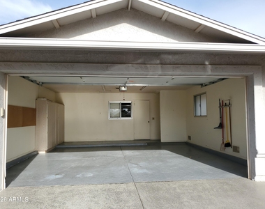 18019 N 132nd Avenue - Photo Thumbnail 51