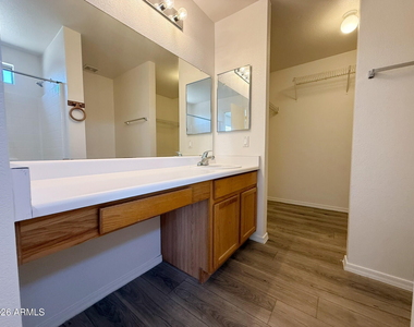 14330 N 129th Avenue - Photo Thumbnail 5