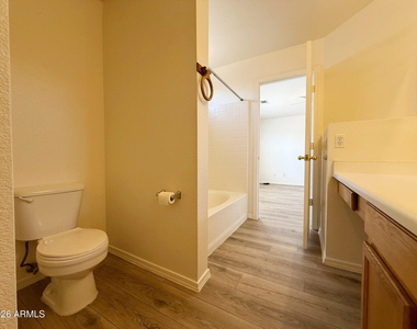 14330 N 129th Avenue - Photo Thumbnail 19