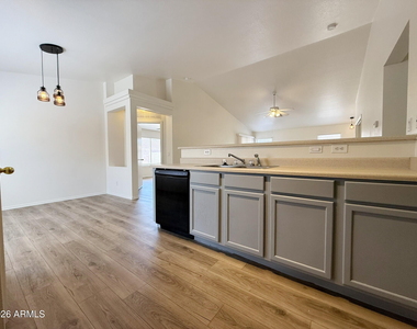 14330 N 129th Avenue - Photo Thumbnail 15