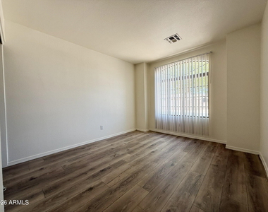 14330 N 129th Avenue - Photo Thumbnail 20