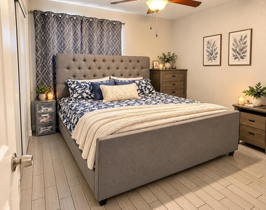 8634 W Mariposa Drive - Photo Thumbnail 3