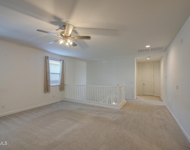 11341 E Ulysses Avenue - Photo Thumbnail 19