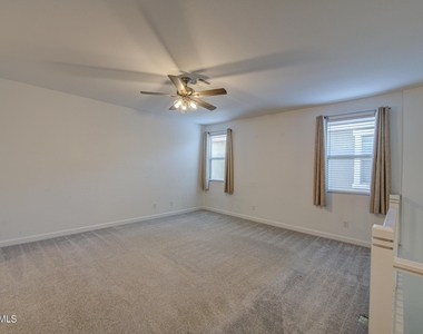 11341 E Ulysses Avenue - Photo Thumbnail 16