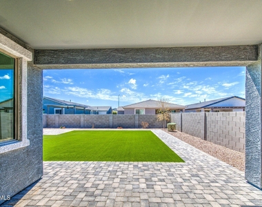 11341 E Ulysses Avenue - Photo Thumbnail 56