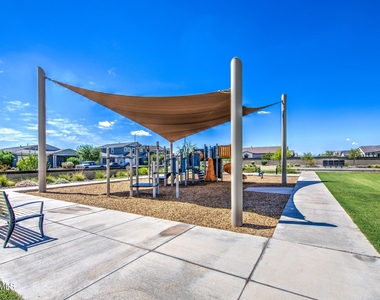 11341 E Ulysses Avenue - Photo Thumbnail 65