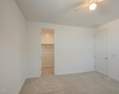 11341 E Ulysses Avenue - Photo Thumbnail 41