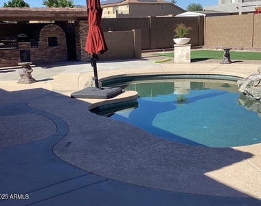 13612 W Windsor Boulevard - Photo Thumbnail 49