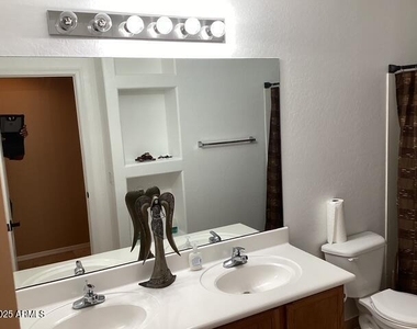 13612 W Windsor Boulevard - Photo Thumbnail 41