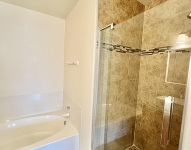 3040 E Wahalla Lane - Photo Thumbnail 25