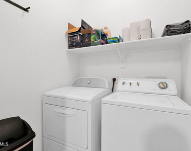 10923 N 117th Place - Photo Thumbnail 16