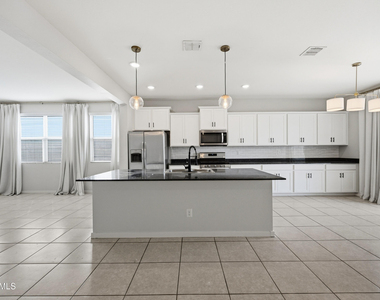 4240 W Coneflower Lane - Photo Thumbnail 6