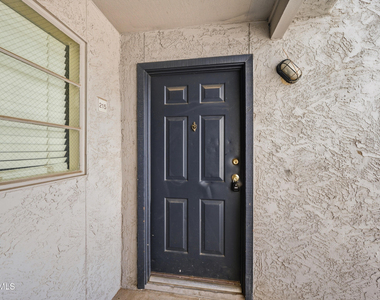 4410 N Longview Avenue - Photo Thumbnail 1