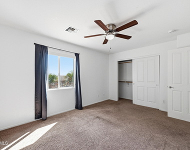 17137 W Port Royale Lane - Photo Thumbnail 22