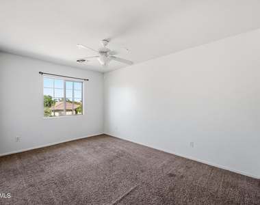 17137 W Port Royale Lane - Photo Thumbnail 23