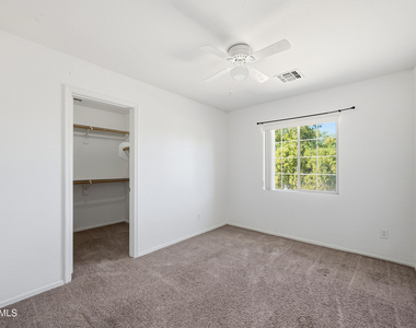 17137 W Port Royale Lane - Photo Thumbnail 21