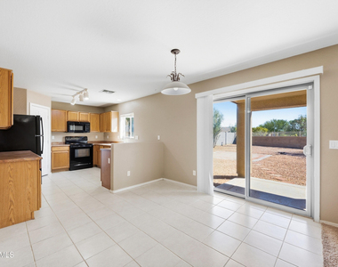 17137 W Port Royale Lane - Photo Thumbnail 5