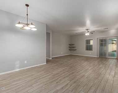 25617 N 107th Glen - Photo Thumbnail 9