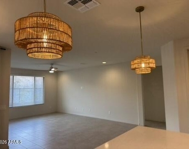 31950 N 134th Drive - Photo Thumbnail 11