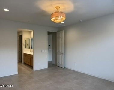 31950 N 134th Drive - Photo Thumbnail 15