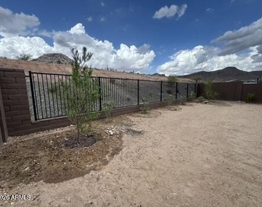 31950 N 134th Drive - Photo Thumbnail 23
