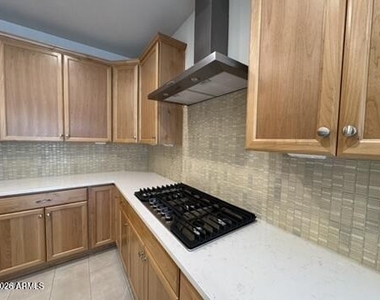 31950 N 134th Drive - Photo Thumbnail 6