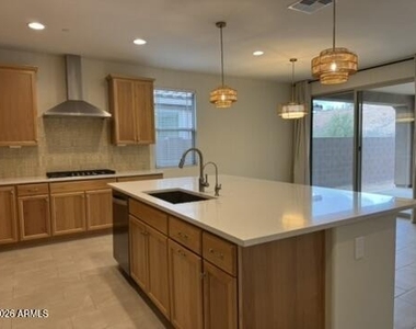 31950 N 134th Drive - Photo Thumbnail 7