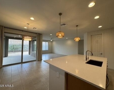 31950 N 134th Drive - Photo Thumbnail 9