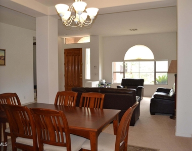 16432 S 16th Avenue - Photo Thumbnail 2