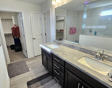 31882 N 124th Drive - Photo Thumbnail 24