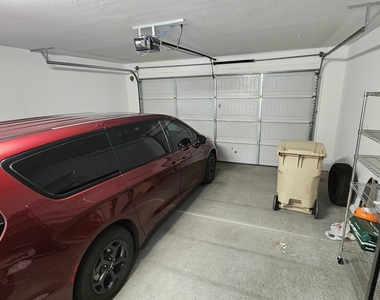 31882 N 124th Drive - Photo Thumbnail 16