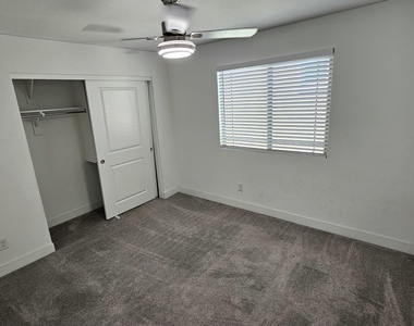 31882 N 124th Drive - Photo Thumbnail 19