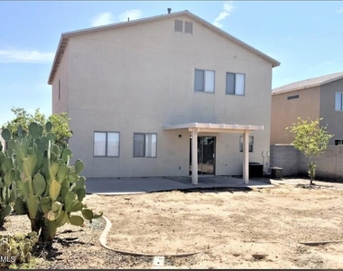23226 N Serenity Trail - Photo Thumbnail 5