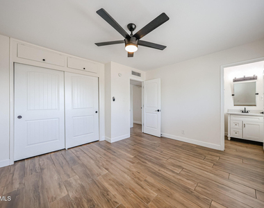 3813 W Meadowbrook Avenue - Photo Thumbnail 16