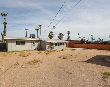 3813 W Meadowbrook Avenue - Photo Thumbnail 23