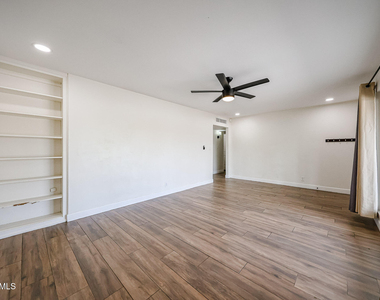 3813 W Meadowbrook Avenue - Photo Thumbnail 3