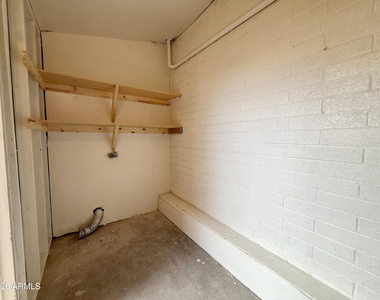 5039 N 39th Lane - Photo Thumbnail 23
