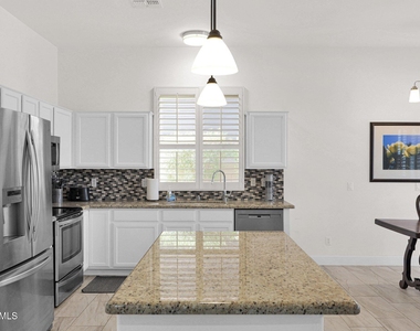 10304 E Penstamin Drive - Photo Thumbnail 4