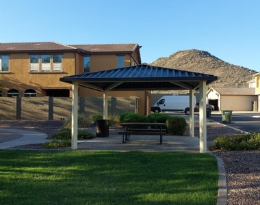4931 W Escuda Drive - Photo Thumbnail 29