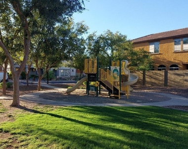 4931 W Escuda Drive - Photo Thumbnail 30