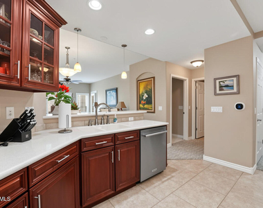 5350 E Deer Valley Drive - Photo Thumbnail 5