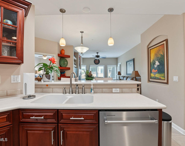 5350 E Deer Valley Drive - Photo Thumbnail 6