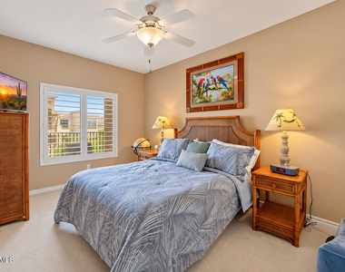 5350 E Deer Valley Drive - Photo Thumbnail 12
