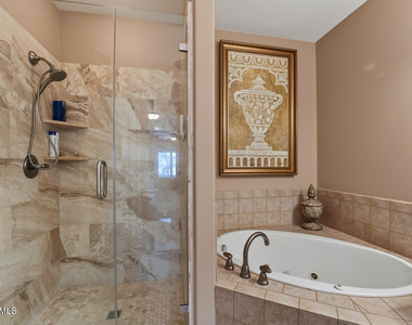 5350 E Deer Valley Drive - Photo Thumbnail 21