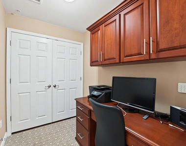 5350 E Deer Valley Drive - Photo Thumbnail 2