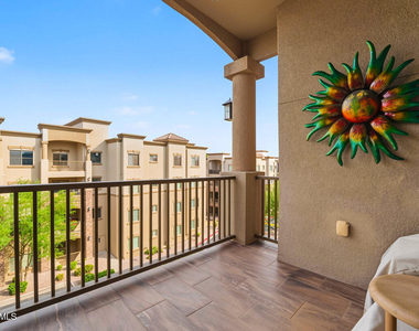 5350 E Deer Valley Drive - Photo Thumbnail 22