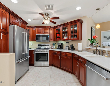 5350 E Deer Valley Drive - Photo Thumbnail 3